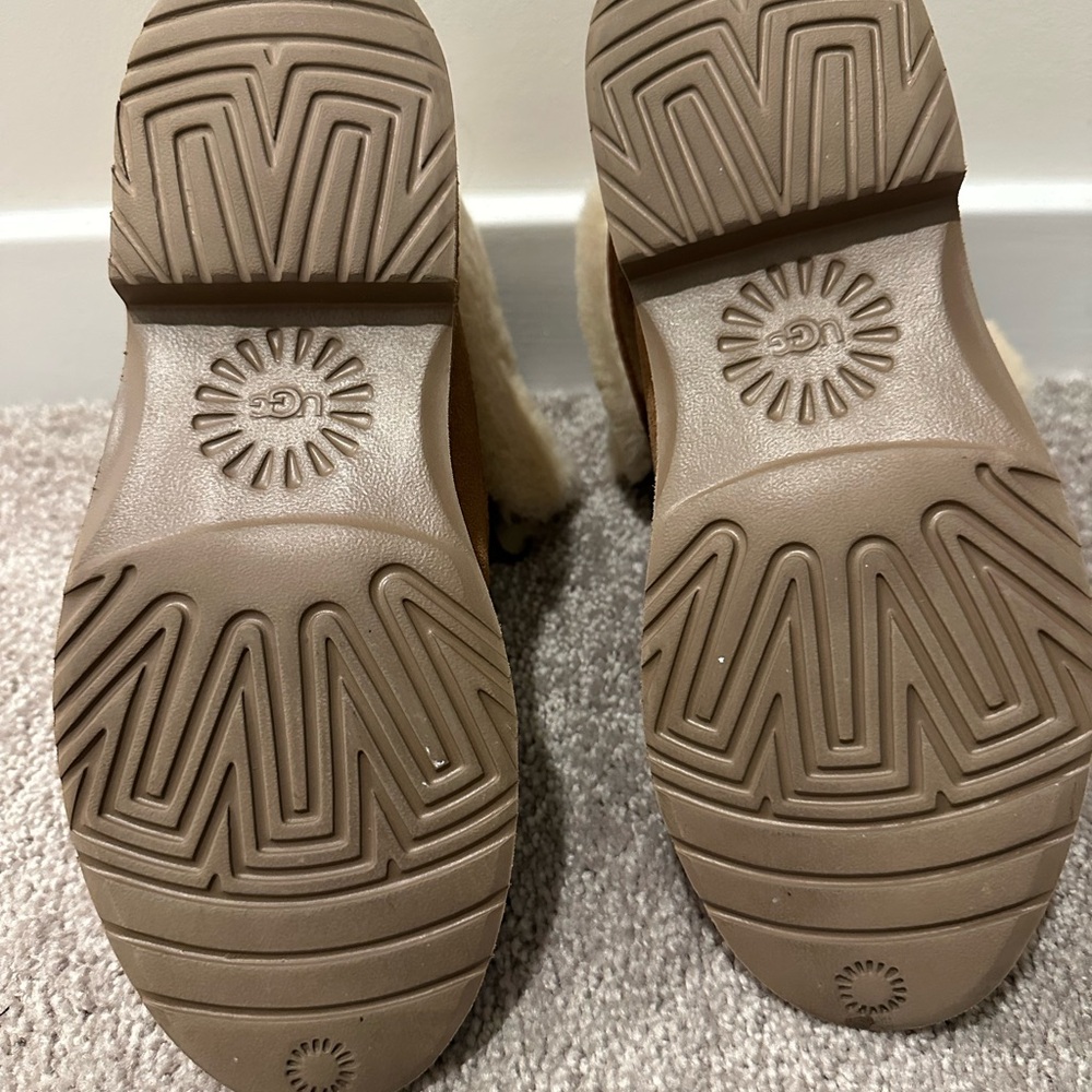 Uggs - Cozy Tan Shearling-Lined Boots - Picture 8 of 8